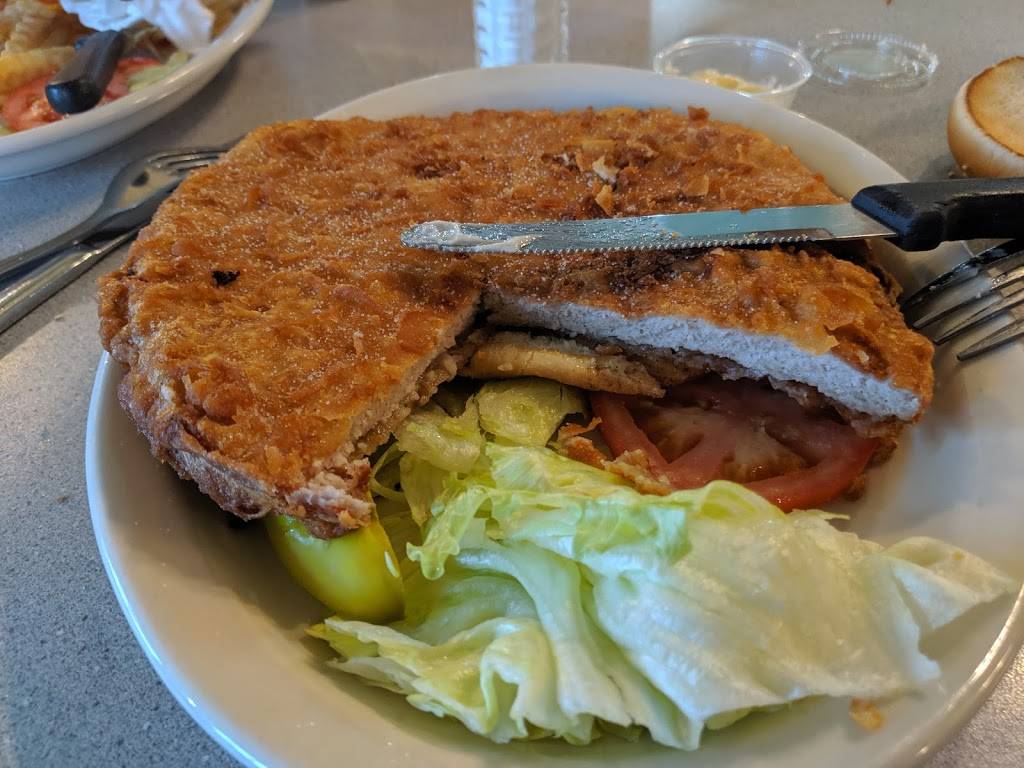 City Limits Family Restaurant | restaurant | 906 S Main St, Maquoketa, IA 52060, USA | 5636529709 OR +1 563-652-9709