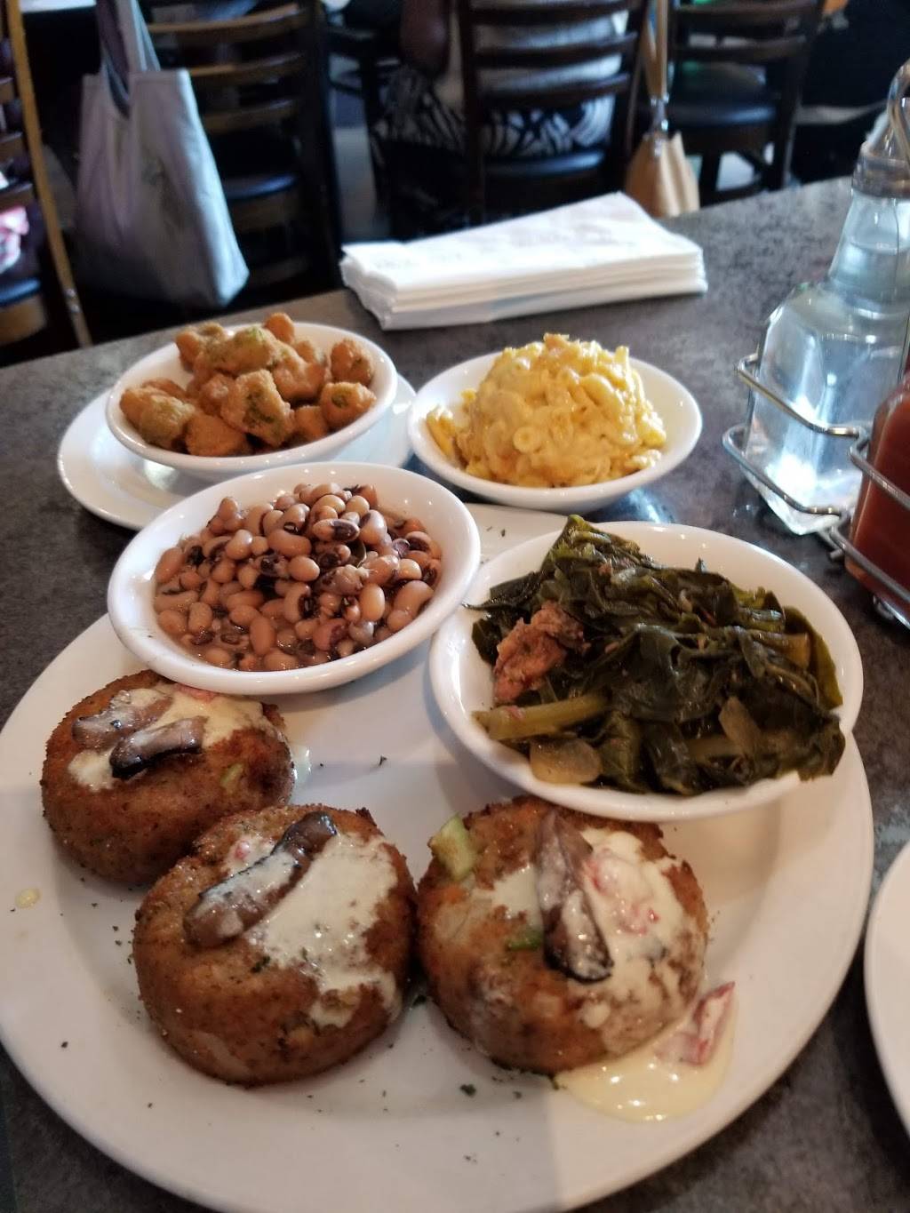 Beans & Cornbread | restaurant | 29508 Northwestern Hwy, Southfield, MI 48034, USA | 2482081680 OR +1 248-208-1680