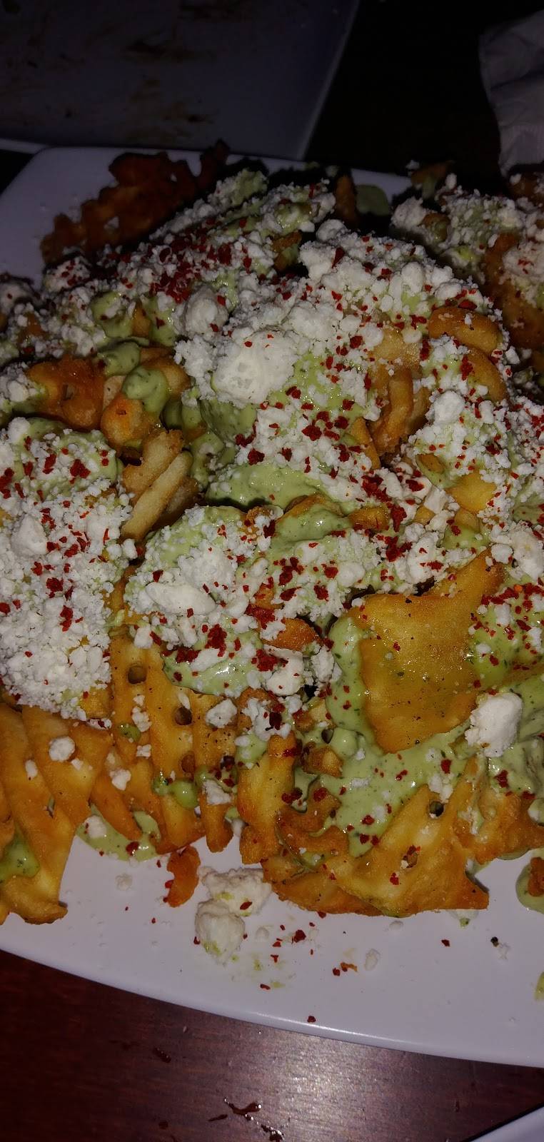 The Alleycat Patio & Lounge | restaurant | 2708 6th Ave, Tacoma, WA 98406, USA | 2533271956 OR +1 253-327-1956