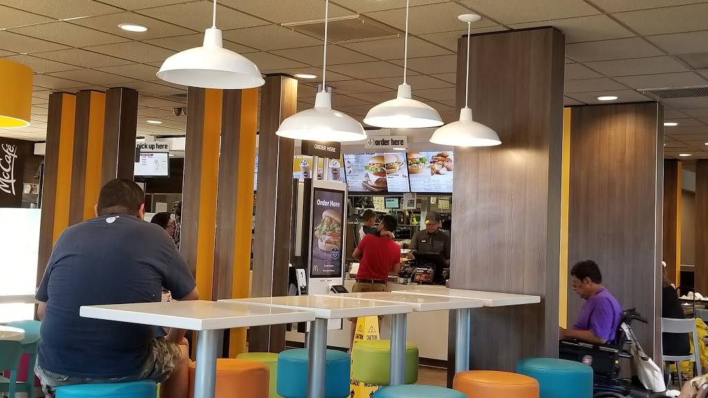 McDonalds | cafe | 245 N Soto St, Los Angeles, CA 90033, USA | 3232639447 OR +1 323-263-9447