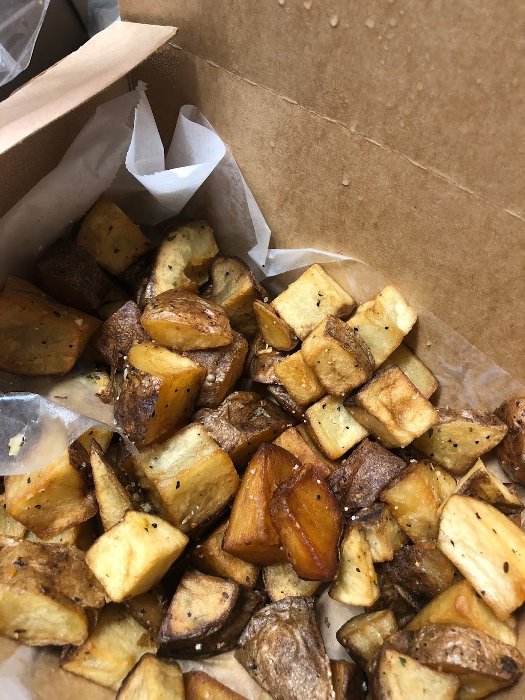 Ruby Lees Honey Butter Chicken and Shrimp | restaurant | 26780 Southfield Rd, Lathrup Village, MI 48076, USA | 2484320567 OR +1 248-432-0567