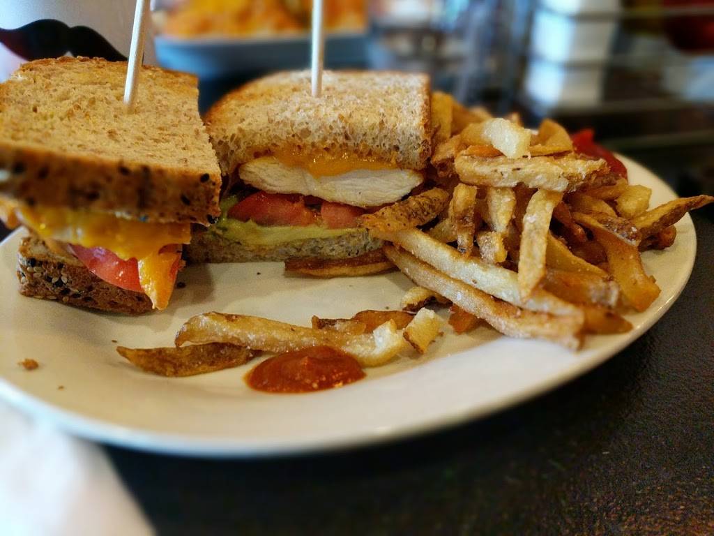 Bobcat Bonnies | restaurant | 1800 Michigan Ave, Detroit, MI 48216, USA | 3139621383 OR +1 313-962-1383