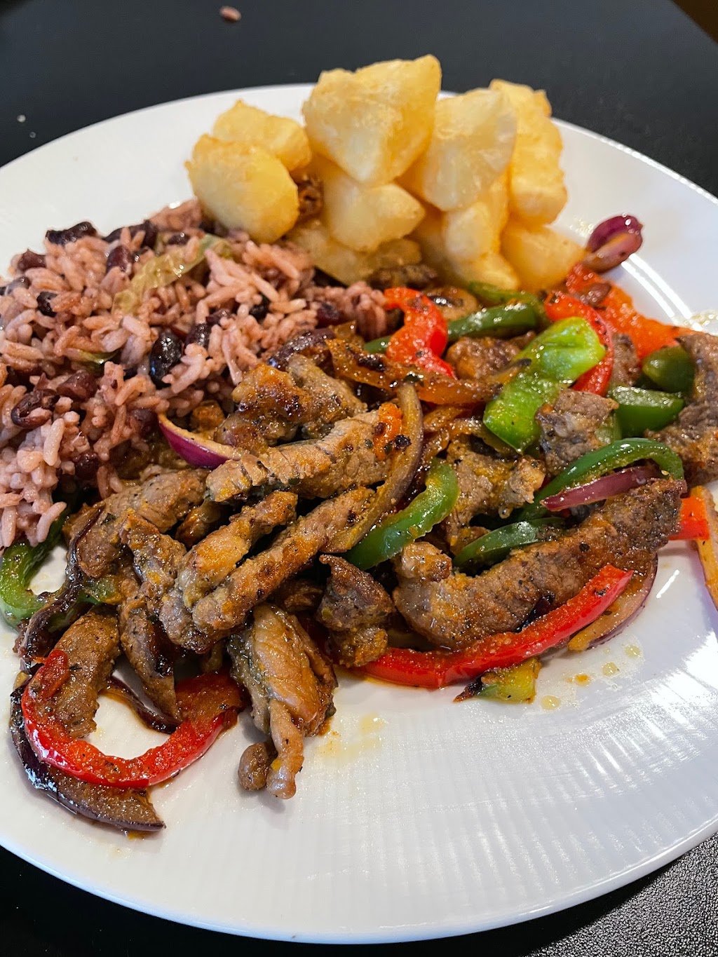 Casa Grande Restaurant | restaurant | 306 Gatzmer Ave, Jamesburg, NJ 08831, USA | 7329925357 OR +1 732-992-5357