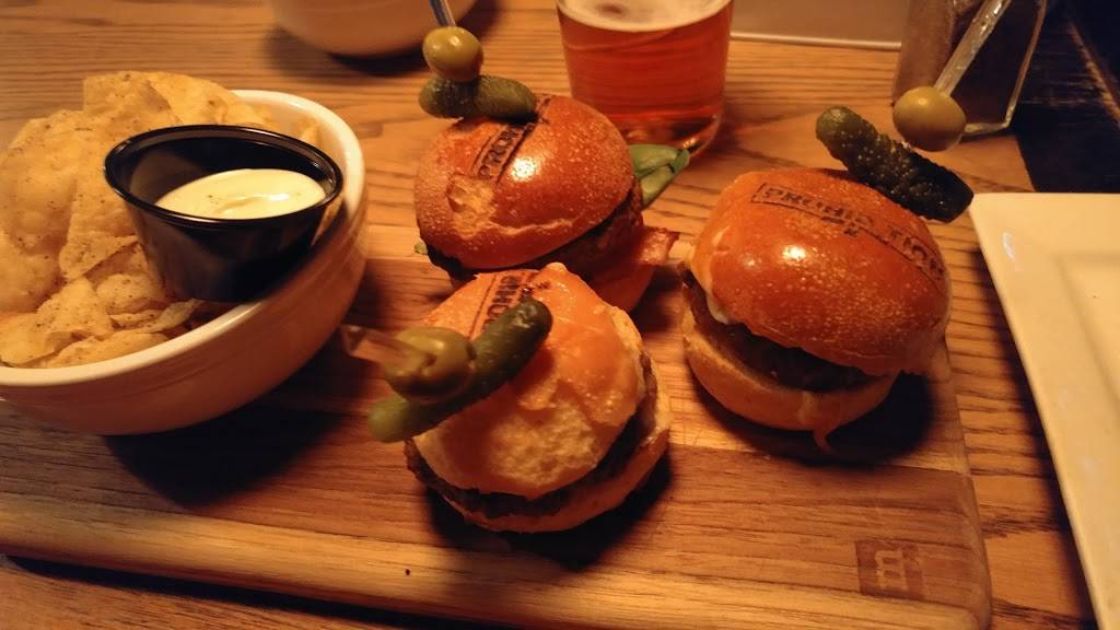 Prohibition Bar à Bières | restaurant | 32 Rue Blainville O, Sainte-Thérèse, QC J7E 1W9, Canada | 4509519519 OR +1 450-951-9519