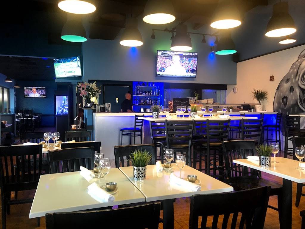 Blue Fish Sushi Thai | restaurant | 3601 W Commercial Blvd, Lauderdale Lakes, FL 33309, USA | 9544851727 OR +1 954-485-1727