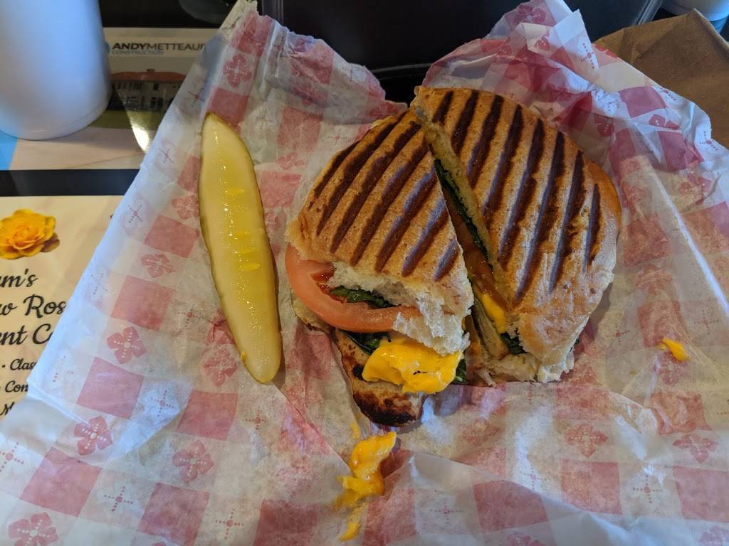 KnuckleSandwich | restaurant | 109 E College St, Nacogdoches, TX 75965, USA | 9362053018 OR +1 936-205-3018