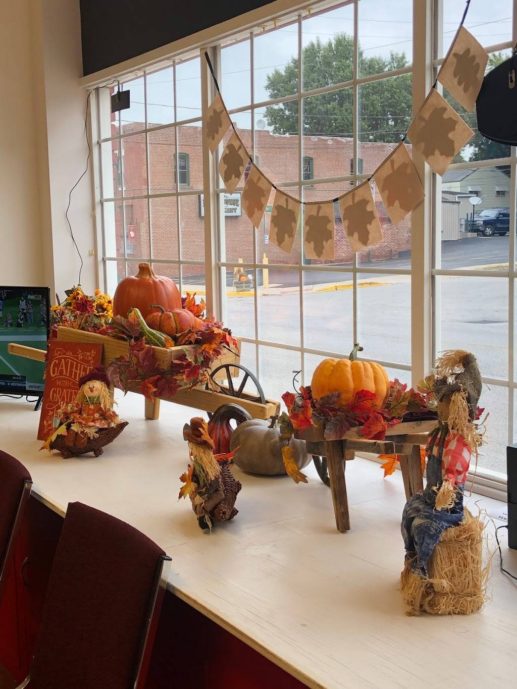 Nenas Carryout Pizza | meal takeaway | 518 N Sterling Ave, Sugar Creek, MO 64054, USA | 8163135569 OR +1 816-313-5569