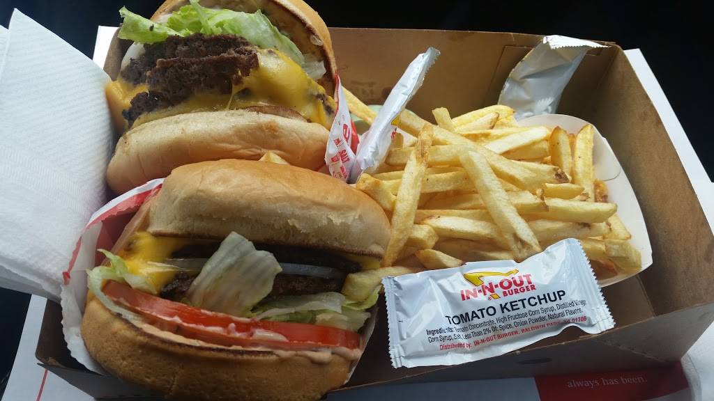 In-N-Out Burger | restaurant | 5916 Quebec St, Fort Worth, TX 76135, USA | 8007861000 OR +1 800-786-1000