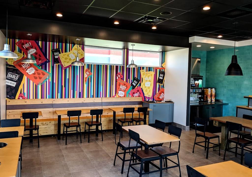 Taco Bell | meal takeaway | 1205 N Houston Levee Rd, Cordova, TN 38018, USA | 9017545545 OR +1 901-754-5545