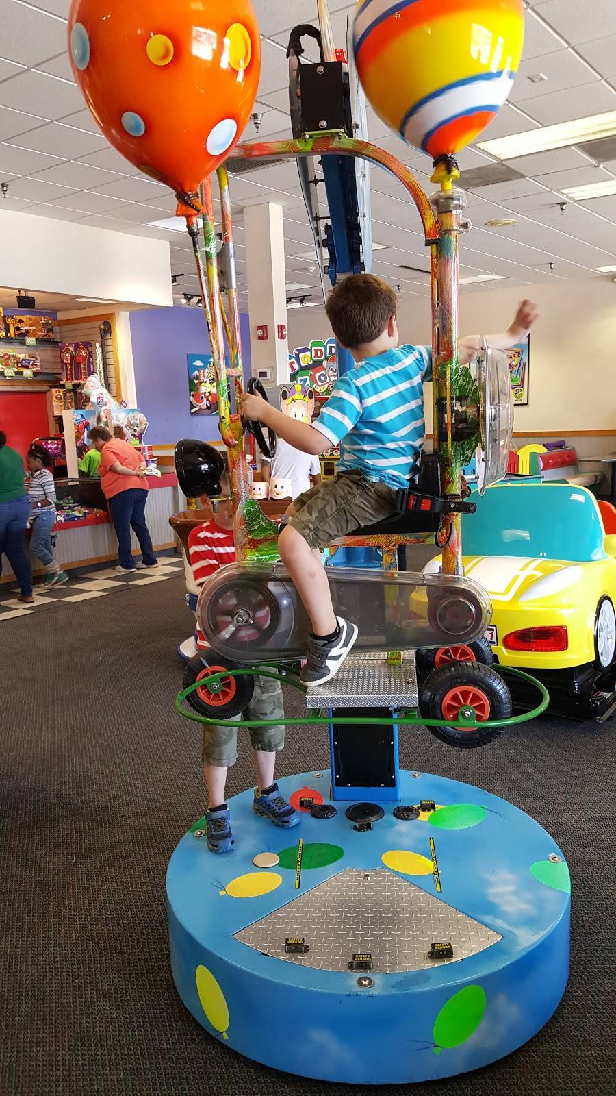 Chuck E. Cheese | restaurant | 10430 Midlothian Turnpike, Richmond, VA 23235, USA | 8043309865 OR +1 804-330-9865