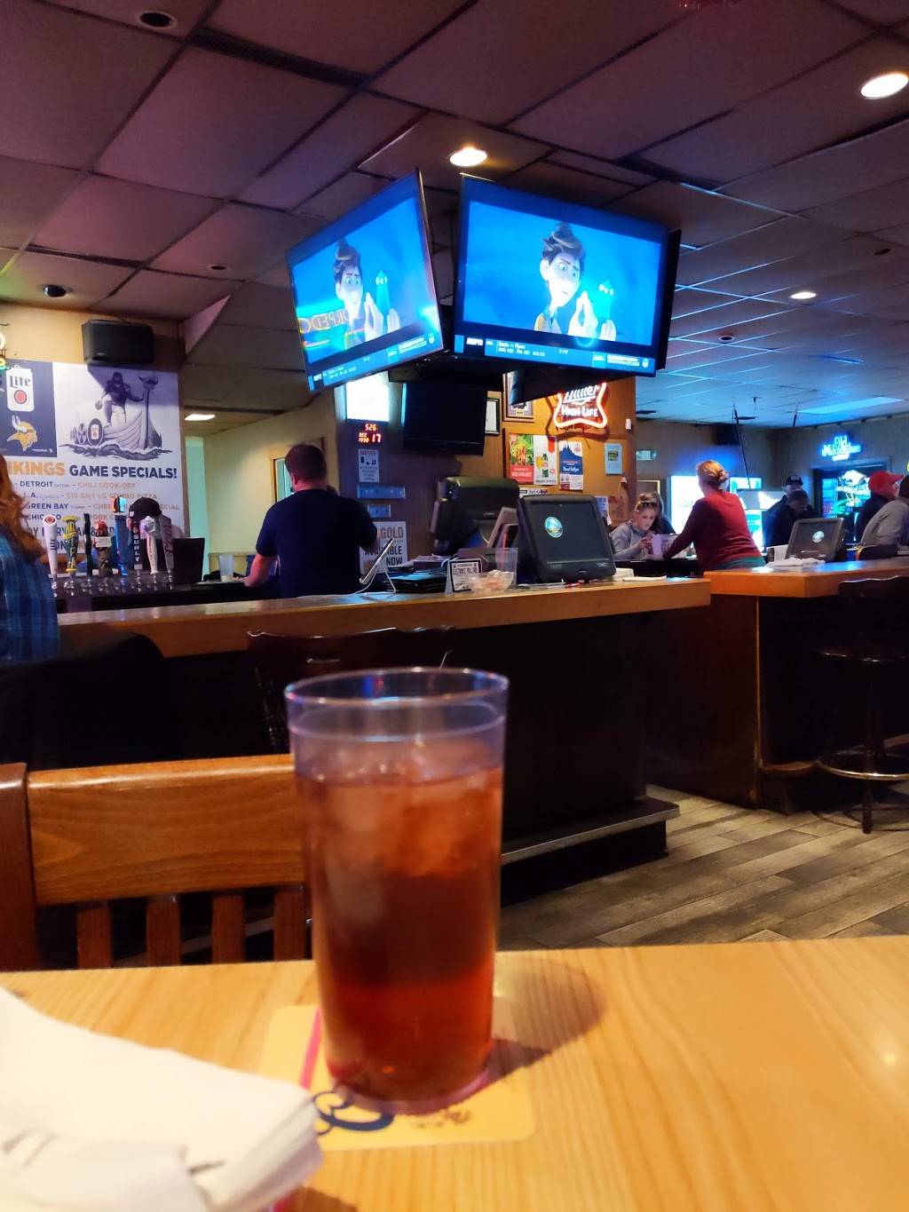 Broadway Pizza | restaurant | 16754 US-10, Elk River, MN 55330, USA | 7634415180 OR +1 763-441-5180