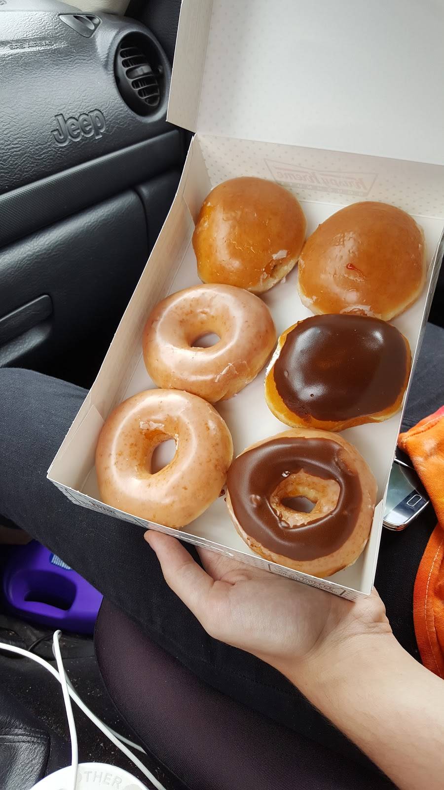 Krispy Kreme | bakery | 511 Moosic St, Scranton, PA 18505, USA | 5703434608 OR +1 570-343-4608