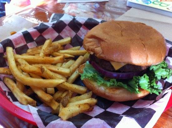 Rickys Burgers | restaurant | 7630 TX-146, Baytown, TX 77523, USA | 2819180172 OR +1 281-918-0172