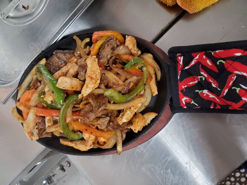 Taqueria Flores | restaurant | 945 Park Dr, Myrtle Beach, SC 29577, USA | 8439459468 OR +1 843-945-9468