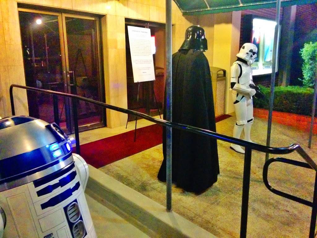 Century Cinema | meal takeaway | 41 Tamal Vista Blvd, Corte Madera, CA 94925, USA | 4159246506 OR +1 415-924-6506