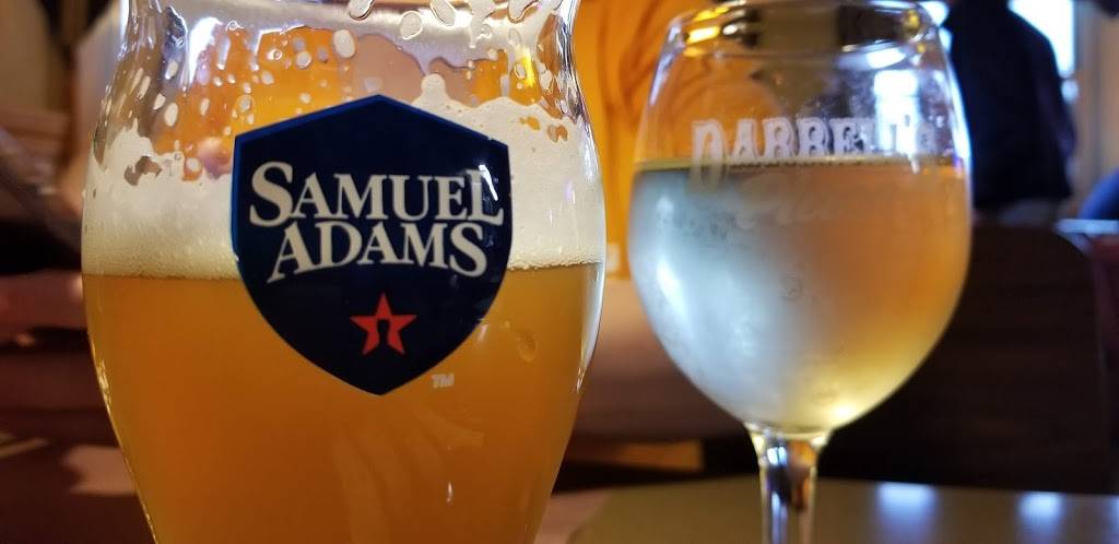 Darrells Place | restaurant | 90 Telegraph Rd, Middleport, NY 14105, USA | 7167357252 OR +1 716-735-7252