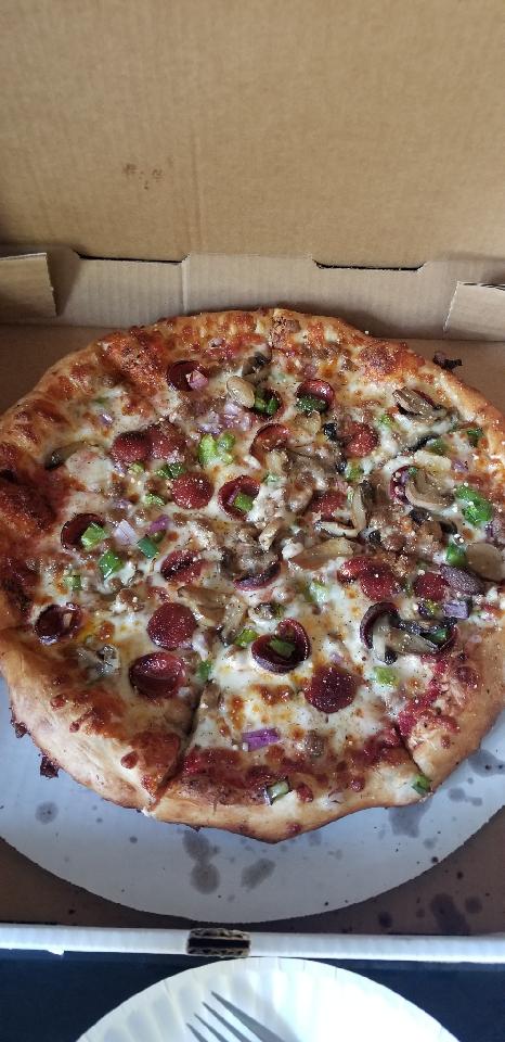 Olivers pizza planet | meal takeaway | 210 W Lake St, Crystal, MI 48818, USA | 9892351111 OR +1 989-235-1111