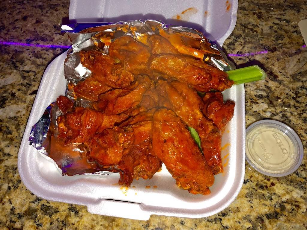 Mr. Cobbs BBQ & Wings | restaurant | 20601 NW 2nd Ave, Miami, FL 33169, USA | 3058934888 OR +1 305-893-4888