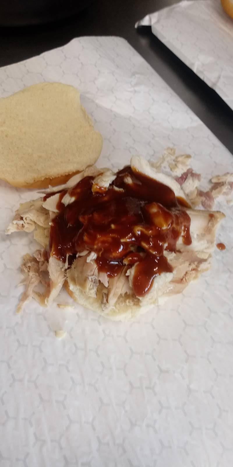 Ricks Ribs and Catering mobile food truck | restaurant | 2108 Grandview Ave, Muscatine, IA 52761, USA | 5632635228 OR +1 563-263-5228