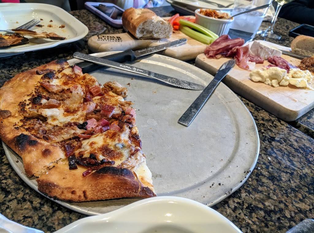 Cedar Ridge Winery & Distillery | restaurant | 1441 Marak Rd NW, Swisher, IA 52338, USA | 3198574300 OR +1 319-857-4300