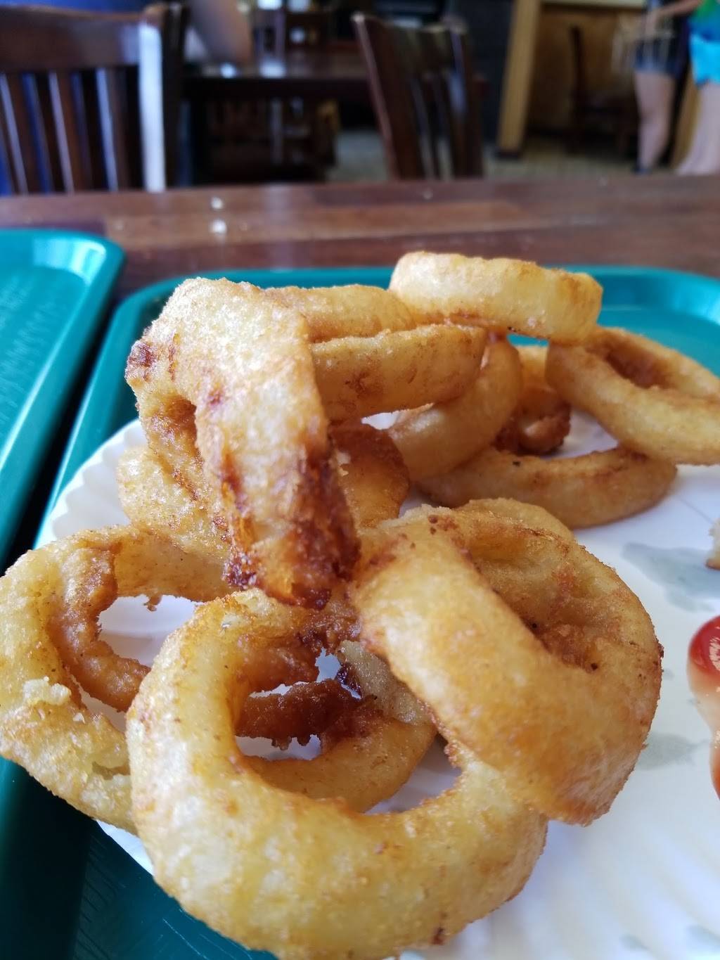 Village Fare Pizza | restaurant | 387 Washington St, Brookline, MA 02446, USA | 6177392774 OR +1 617-739-2774