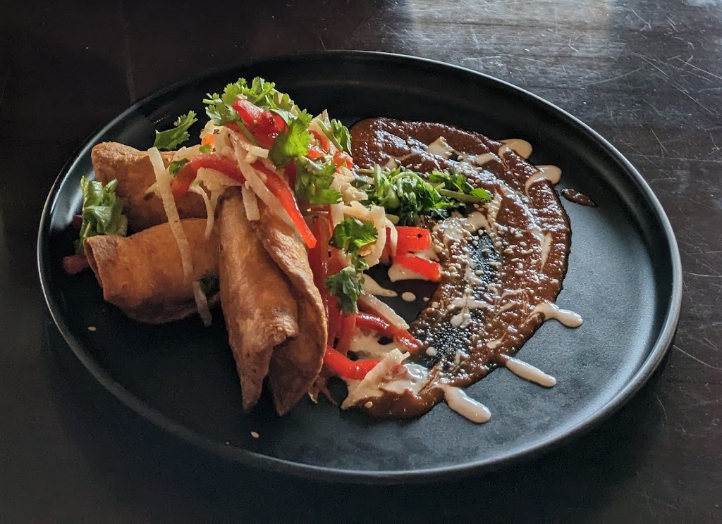 Current Kitchen | restaurant | 414 E 1st Ave, Post Falls, ID 83854, USA | 2087731611 OR +1 208-773-1611