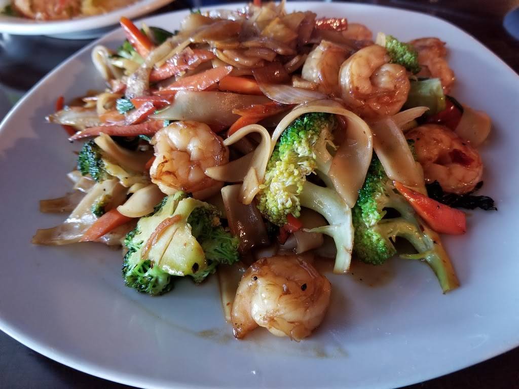 Mon Thai Bistro and Sushi Bar | restaurant | 4901 Broadway St, San Antonio, TX 78209, USA | 2108223253 OR +1 210-822-3253