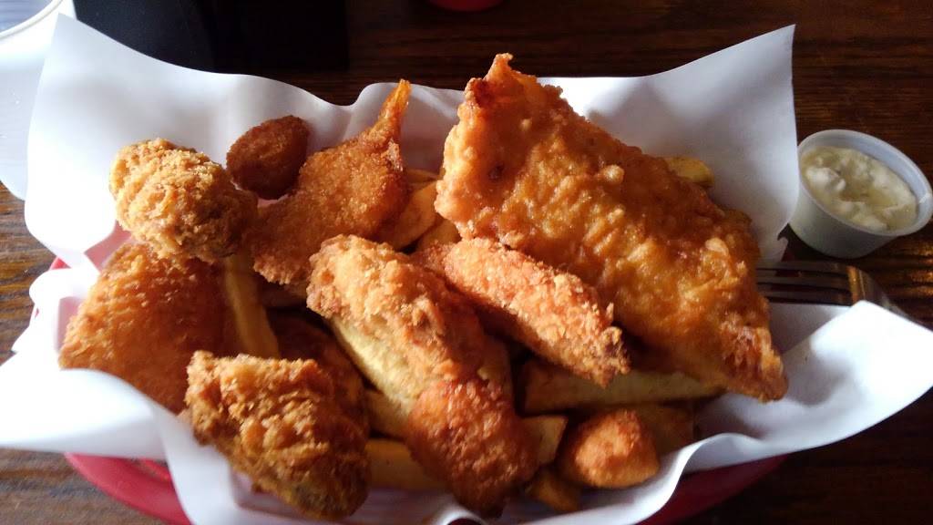 Camelot Fish & Chips | restaurant | 70 W Manor Dr, Pacifica, CA 94044, USA | 6503551555 OR +1 650-355-1555