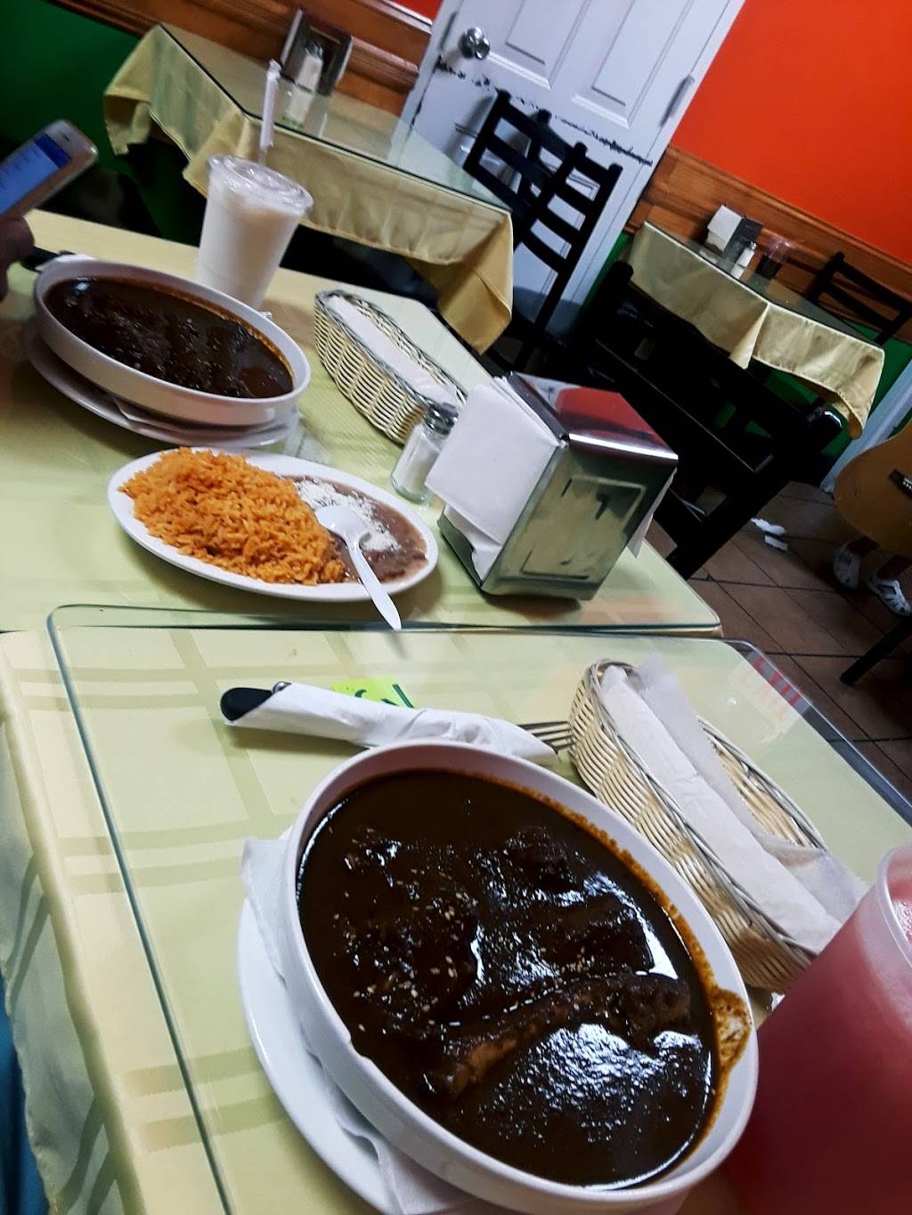 Delicias Puebla | restaurant | 89-04 Roosevelt Ave, Jackson Heights, NY 11372, USA | 7184267156 OR +1 718-426-7156