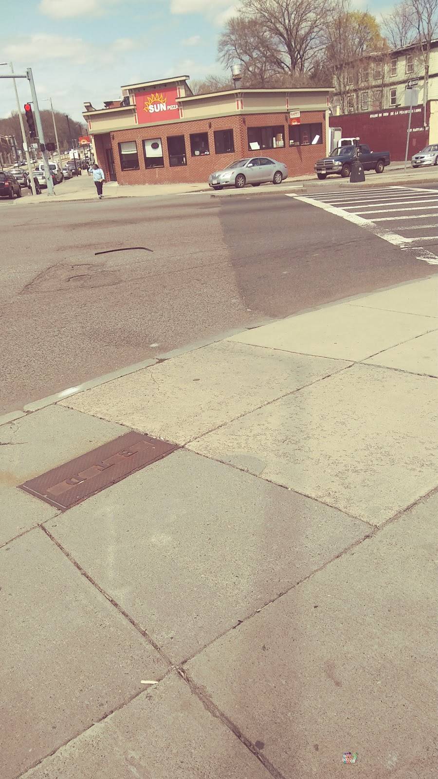 Sun Pizza | restaurant | 870 Blue Hill Avenue, Dorchester Center, MA 02124, USA | 6172878300 OR +1 617-287-8300