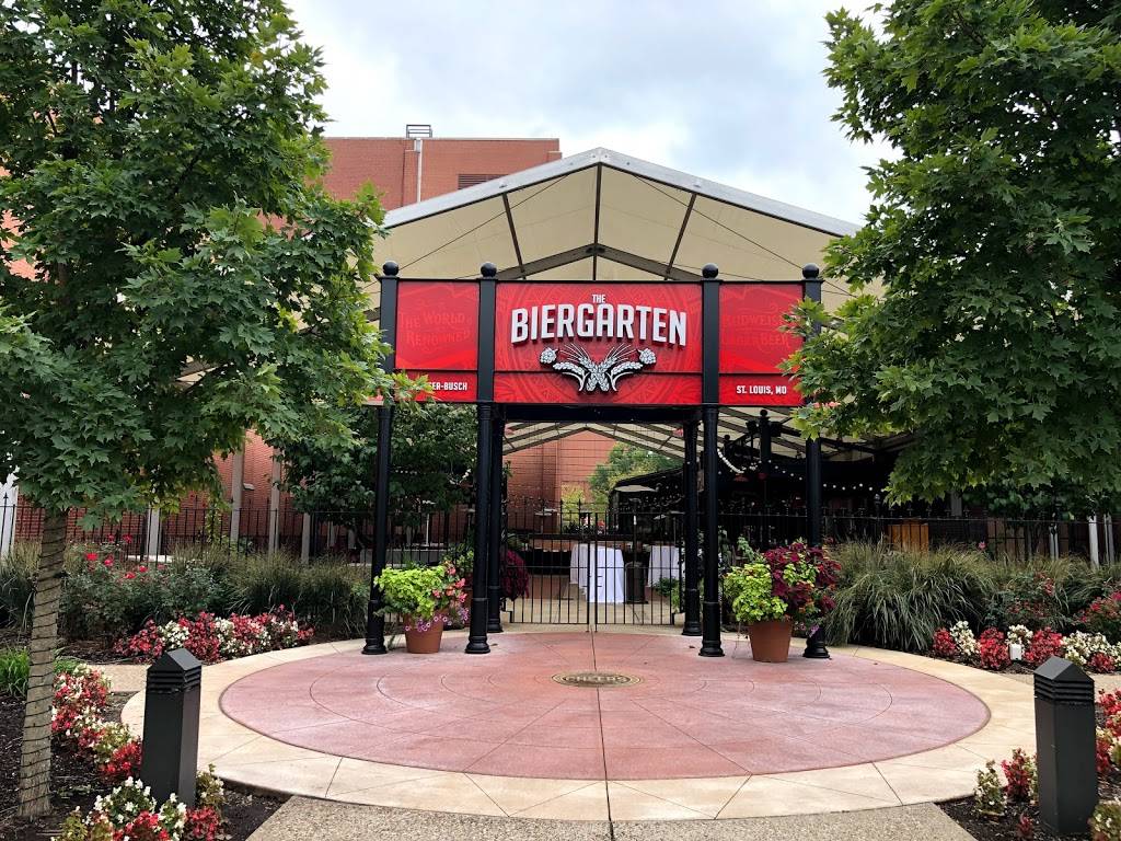 Budweiser Brew House | restaurant | 601 Clark Ave #101, St. Louis, MO 63102, USA | 3142415575 OR +1 314-241-5575