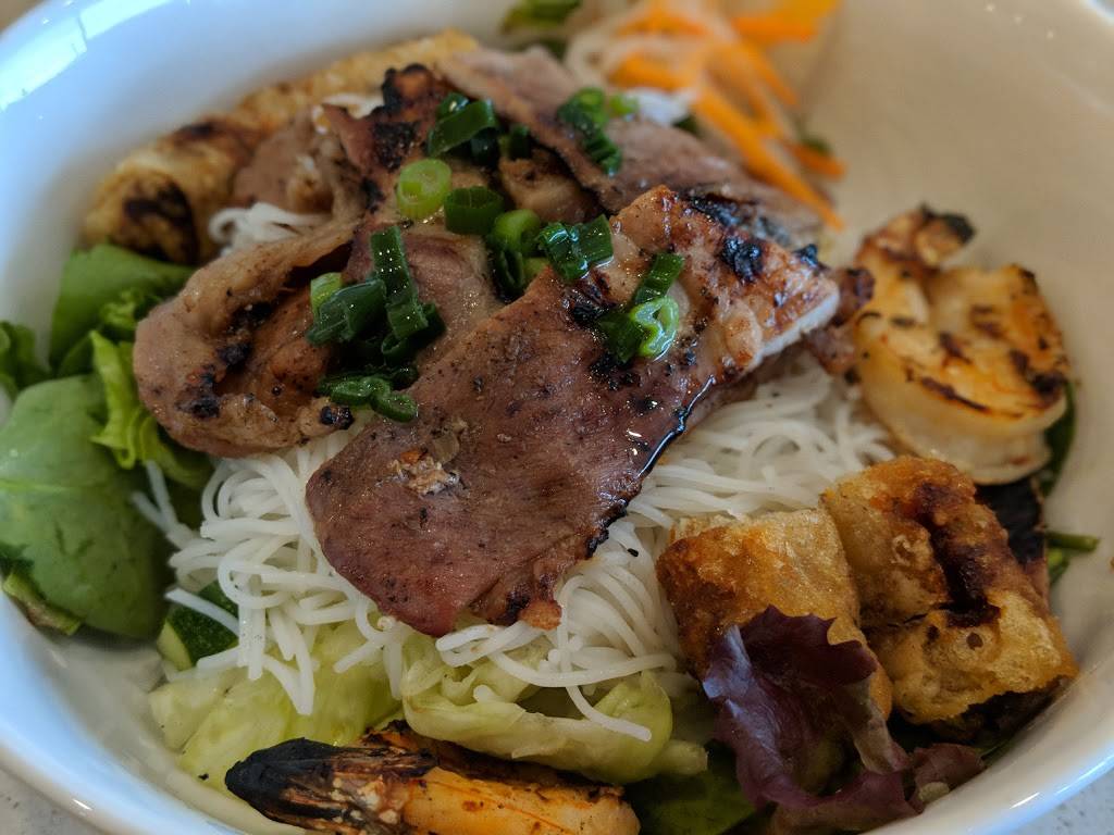Pho Metro | restaurant | 31-16 Farrington St, Flushing, NY 11354, USA | 7188867435 OR +1 718-886-7435