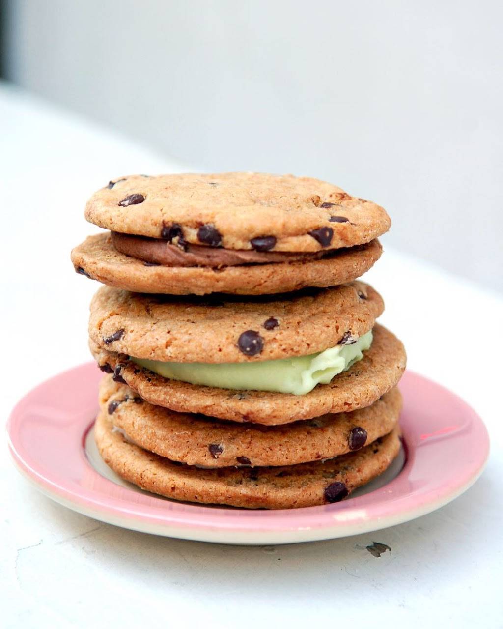 Erin McKennas Bakery LA | bakery | 236 N Larchmont Blvd, Los Angeles, CA 90004, USA | 3234632023 OR +1 323-463-2023