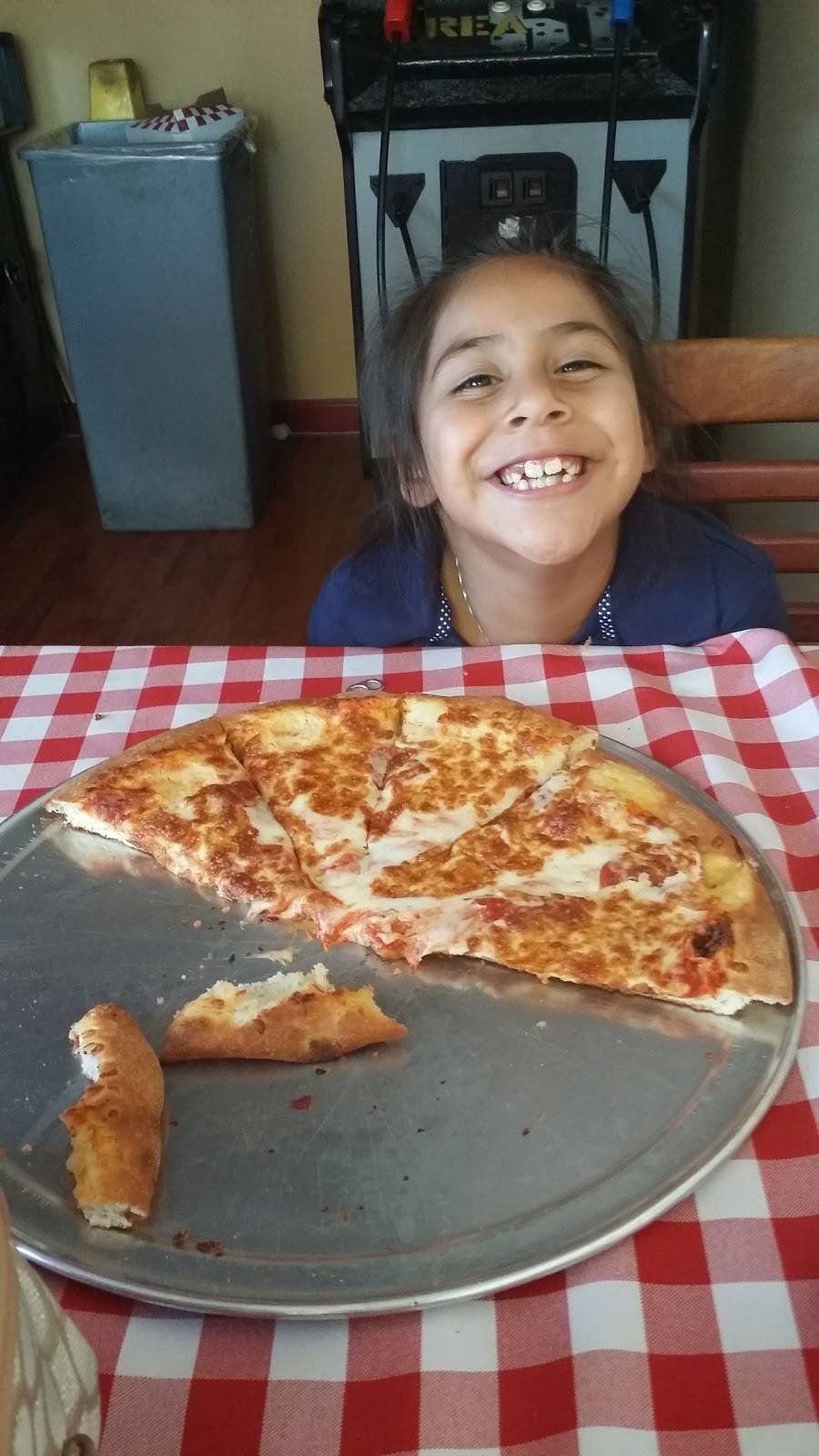 J Cs Pizza | restaurant | 2325 W Beverly Blvd, Montebello, CA 90640, USA | 3237213978 OR +1 323-721-3978