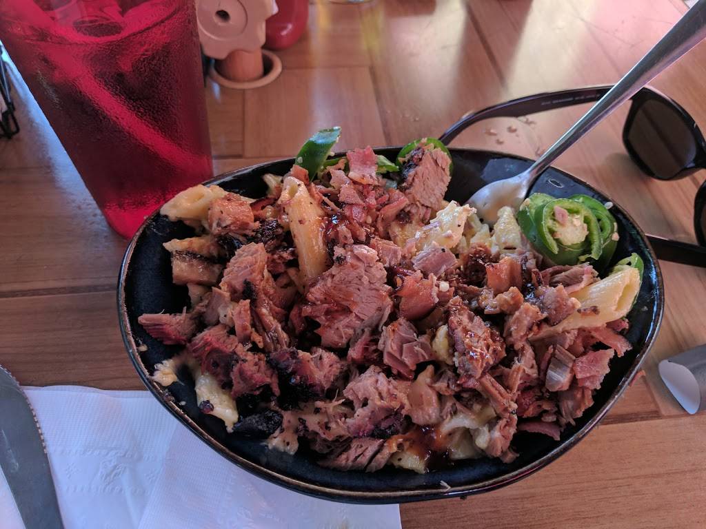 Fat Bobs Smokehouse | restaurant | 41 Virginia Pl, Buffalo, NY 14202, USA | 7168872971 OR +1 716-887-2971