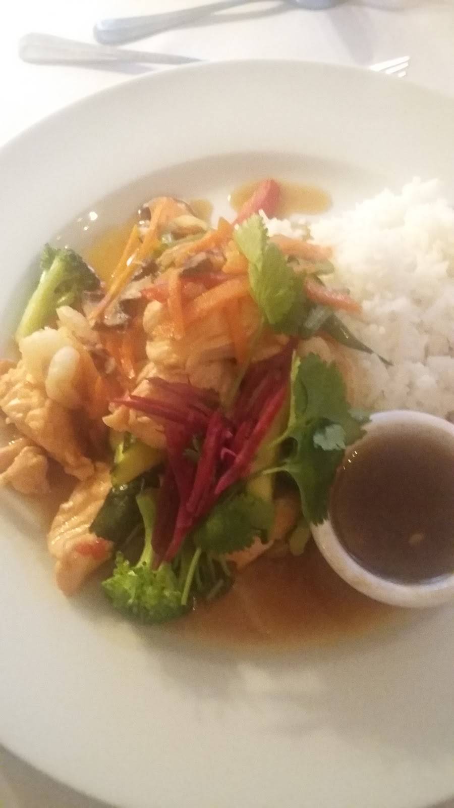 The Cafe | restaurant | 221 W Broad St, Bethlehem, PA 18018, USA | 6108661686 OR +1 610-866-1686