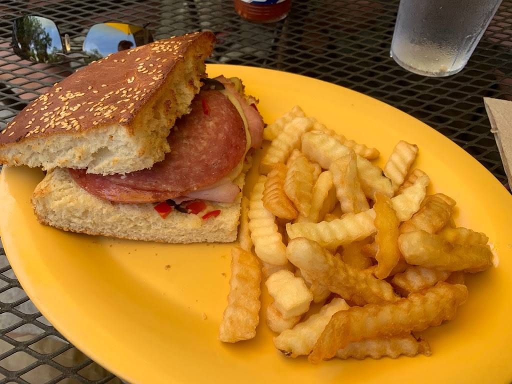 Kenny Bs French Quarter Cafe | restaurant | 70 Pope Ave, Hilton Head Island, SC 29928, USA | 8437853315 OR +1 843-785-3315