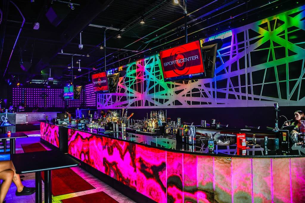 BeachHouse 757 | restaurant | 1910 Atlantic Ave, Virginia Beach, VA 23451, USA | 7579375839 OR +1 757-937-5839