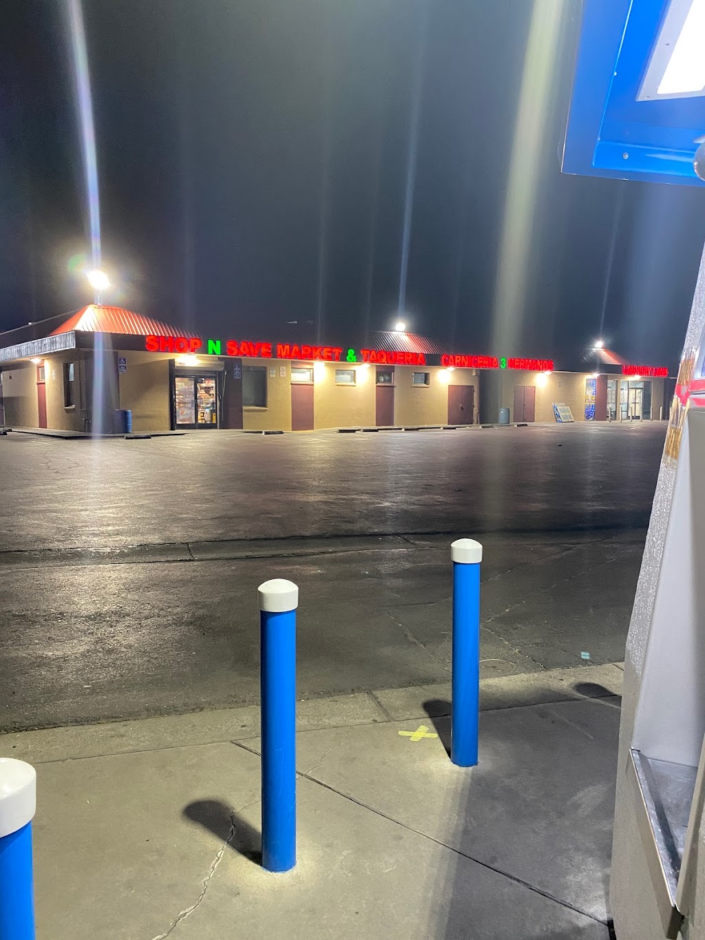 Shop & Save Market | restaurant | 1055 W Childs Ave, Merced, CA 95341, USA | 2093842807 OR +1 209-384-2807