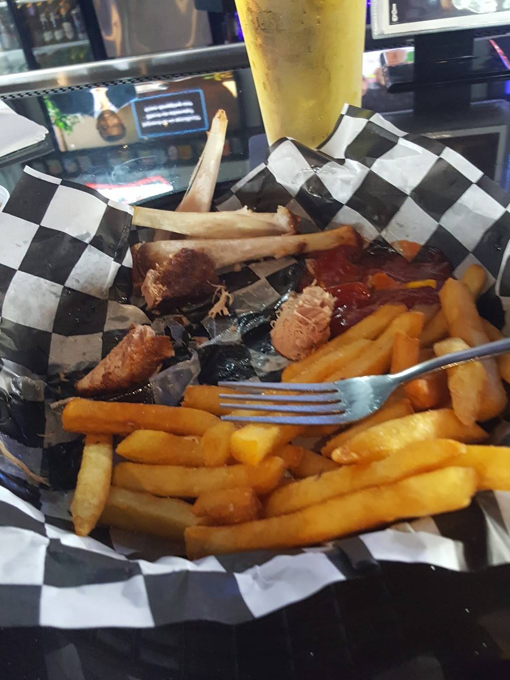 Grease Monkeys | restaurant | 700-798 IL-84, Colona, IL 61241, USA | 3092811887 OR +1 309-281-1887