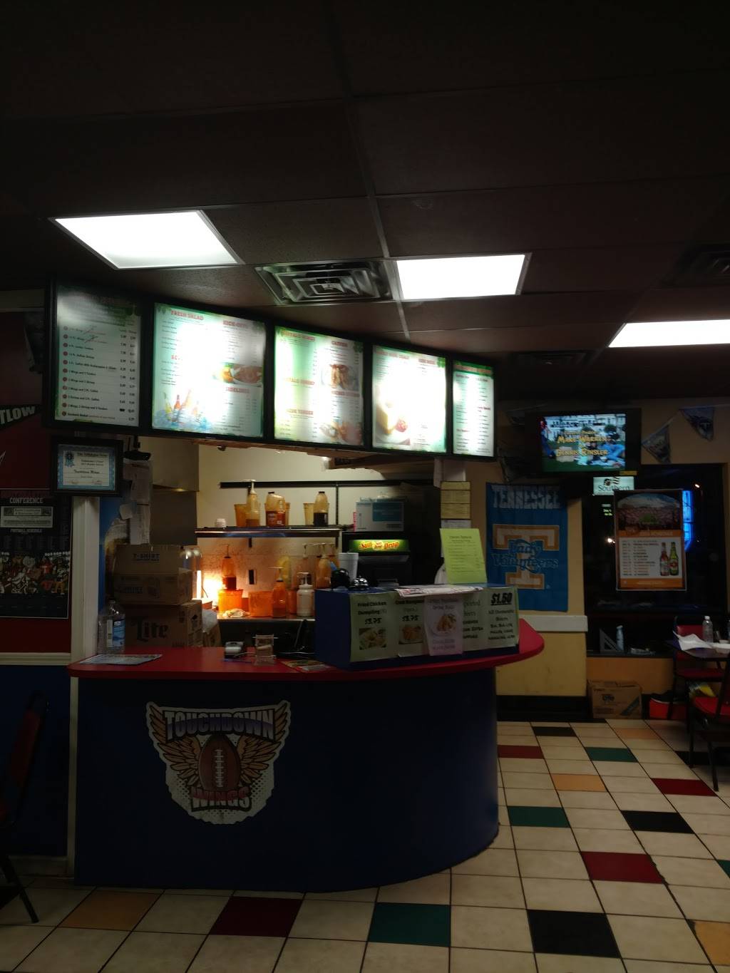 Touchdown Wings | restaurant | 1408 N Jackson St, Tullahoma, TN 37388, USA | 9319132888 OR +1 931-913-2888
