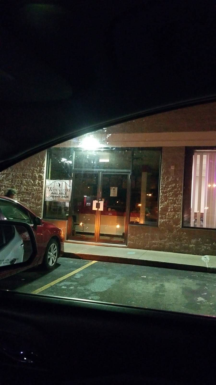 Pizza Hut | meal takeaway | 4738 Onondaga Blvd, Syracuse, NY 13219, USA | 3154222666 OR +1 315-422-2666