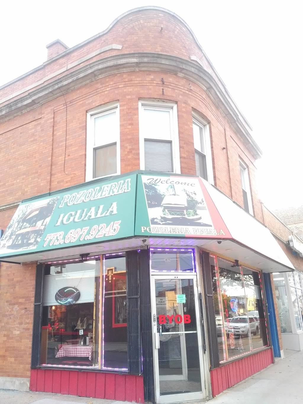 Pozoleria "Iguala" | restaurant | 3835 W Fullerton Ave, Chicago, IL 60647, USA | 7736979245 OR +1 773-697-9245