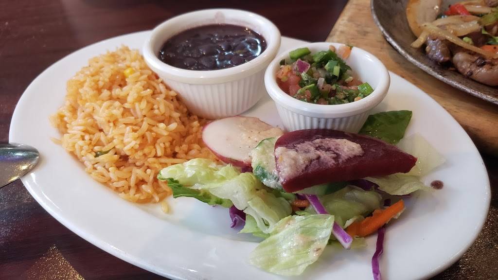 Mamasita Bar & Grill | restaurant | 818 10th Ave, New York, NY 10019, USA | 2123159444 OR +1 212-315-9444