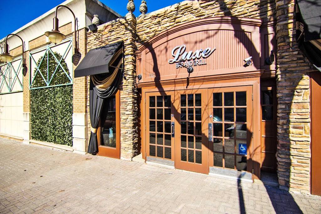 Luxe | restaurant | 115 Kercheval Ave, Grosse Pointe Farms, MI 48236, USA | 3139245459 OR +1 313-924-5459