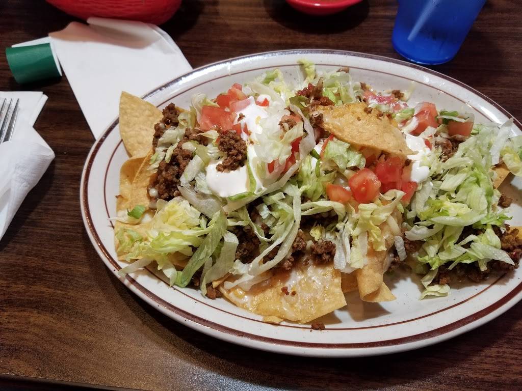 Fiesta Del Rio Mexican Kitchen | restaurant | 854 W Coshocton St, Johnstown, OH 43031, USA | 7409663316 OR +1 740-966-3316