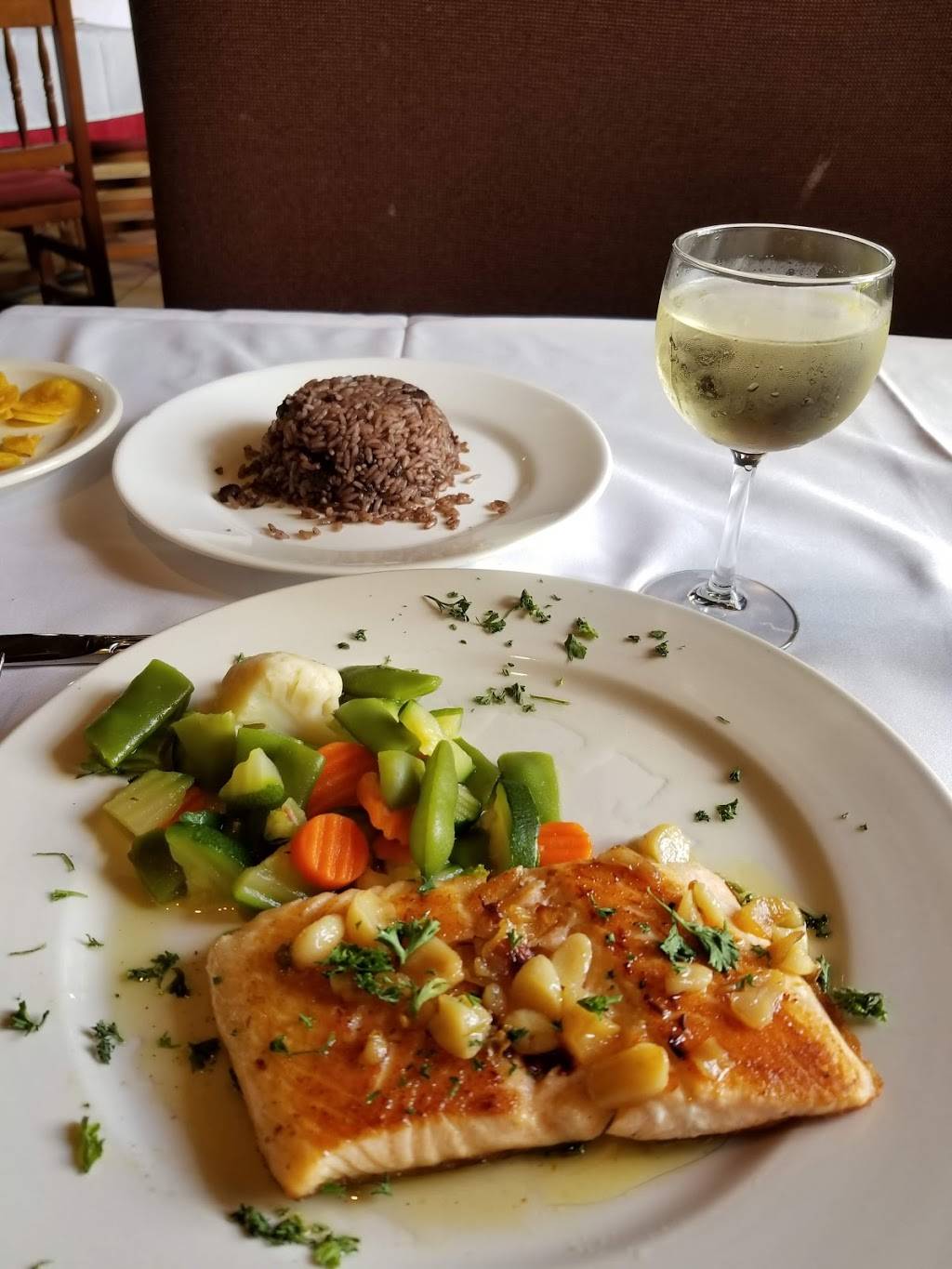 Casa Paco | restaurant | 8868 SW 40th St, Miami, FL 33165, USA | 3055547633 OR +1 305-554-7633