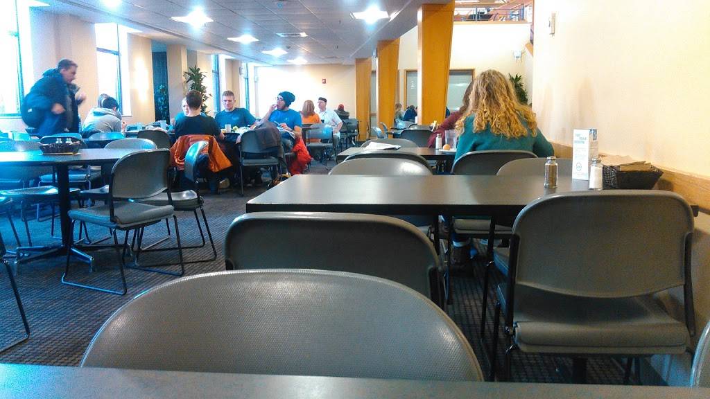 Dewick-MacPhie Dining Center | restaurant | 25 Latin Way Rd, Medford, MA 02155, USA | 6176273462 OR +1 617-627-3462