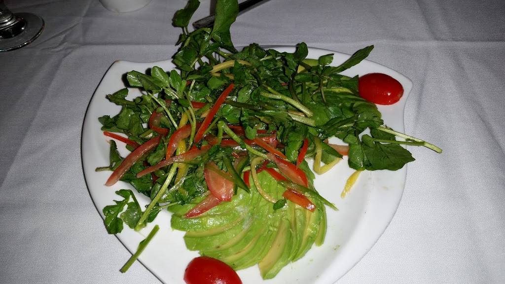 Mamajuana Cafe | restaurant | 33-15 56th St, Woodside, NY 11377, USA | 7185656454 OR +1 718-565-6454