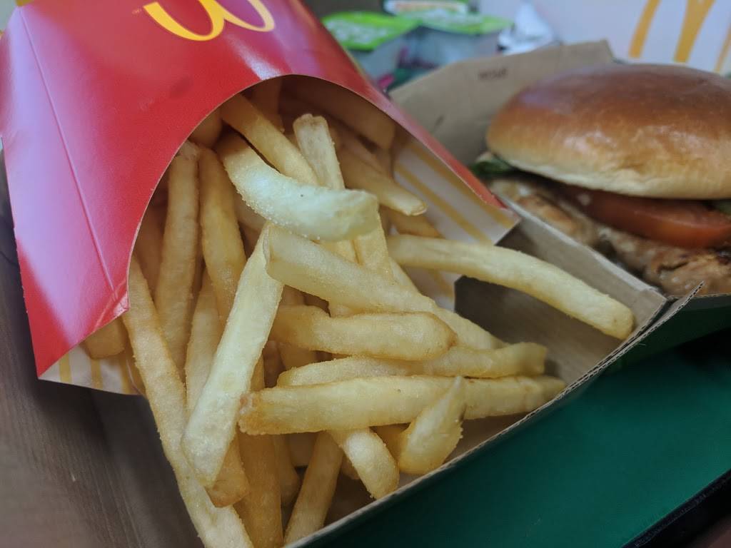 McDonalds | cafe | 650 150th Ave, Madeira Beach, FL 33708, USA | 7273926302 OR +1 727-392-6302